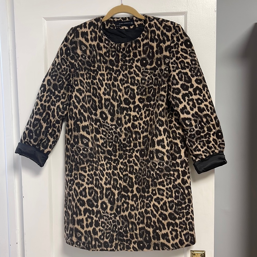 Long-line, leopard print, jacquard blazer from Zara - size M
